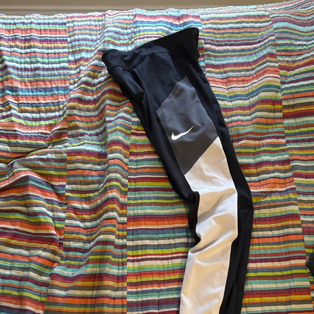 Nike black gray large youth fits like XXS woman  leggings check measurements